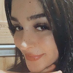 Meet your Posher, Jade